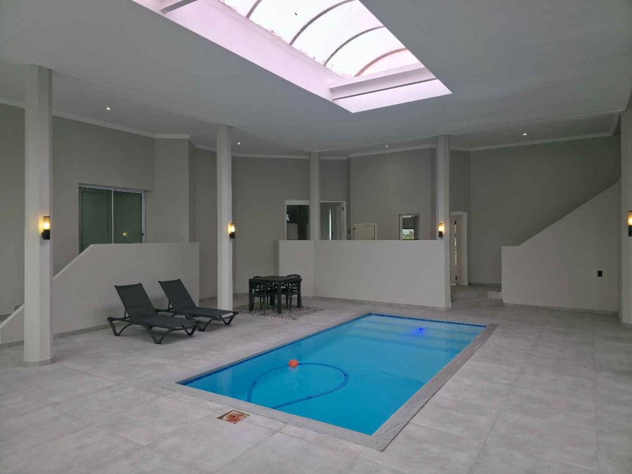5 Bedroom Property for Sale in Plattekloof Western Cape